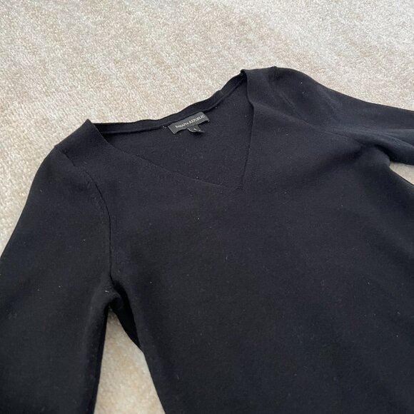 Banana Republic V Neck Sweater Knit Top S - Picture 3 of 9